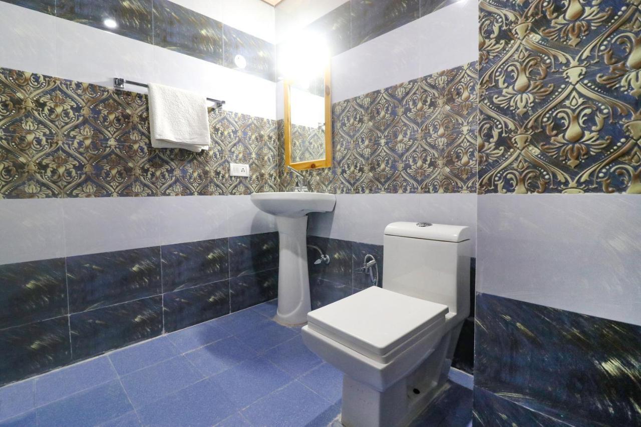 מנאלי Fabhotel Castle Rock מראה חיצוני תמונה