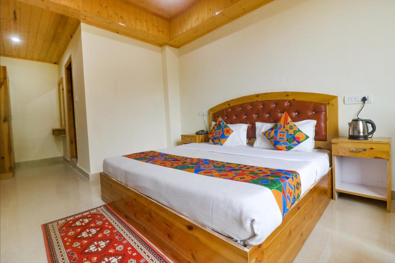 מנאלי Fabhotel Castle Rock מראה חיצוני תמונה